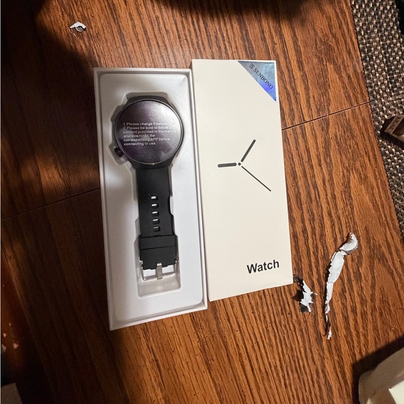 Black Smartwatch with Advanced Features - Picture 7 of 11